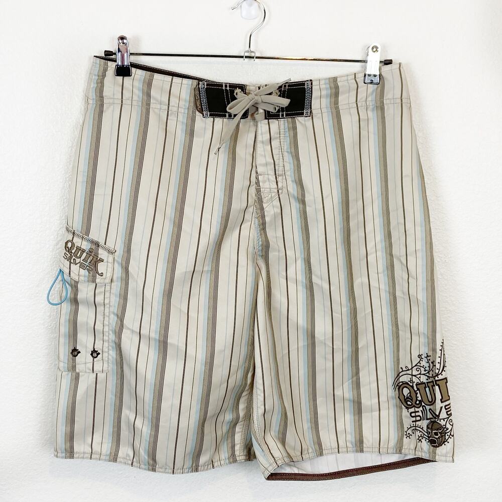 Quiksilver Shorts Men's Size 34 Luchador Striped Mexican Wrestler Shorts Tan